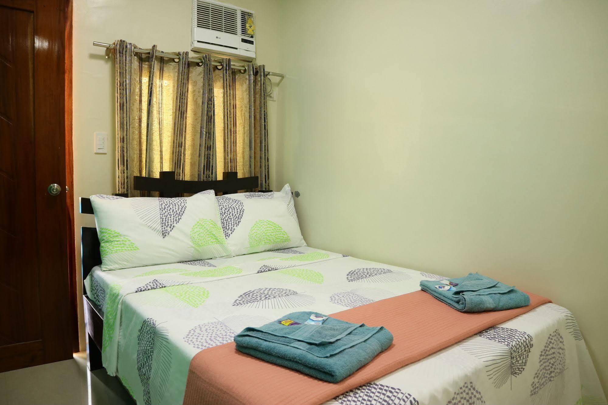 Ea Apartelle - Metro Vigan Exterior photo